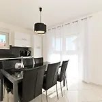 Apartment Apartmani- Lastro *
