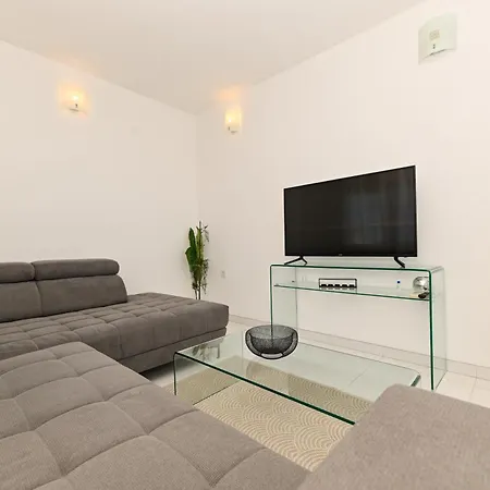 Apartmani- Lastro * Trogir