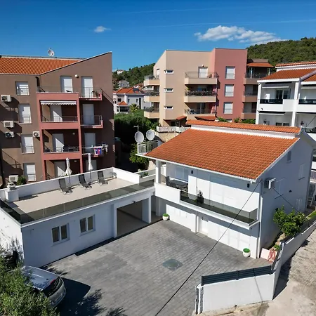 Apartmani- Lastro Apartmán Trogir