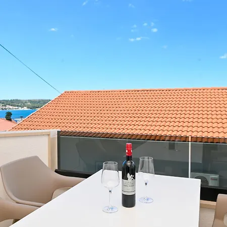 Apartmani- Lastro Apartment *