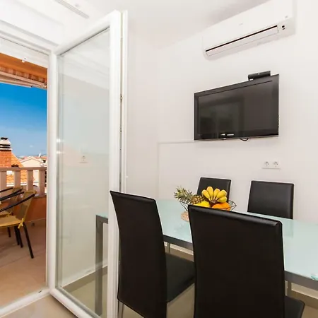 Apartmani- Lastro
