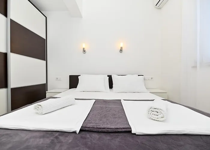 Apartmani- Lastro *